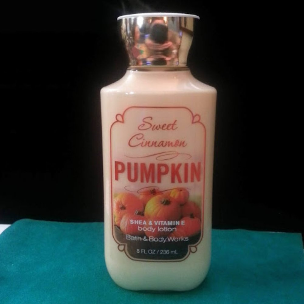 Sweet Cinnamon Pumpkin Body Lotion Bath & Body Works NWT